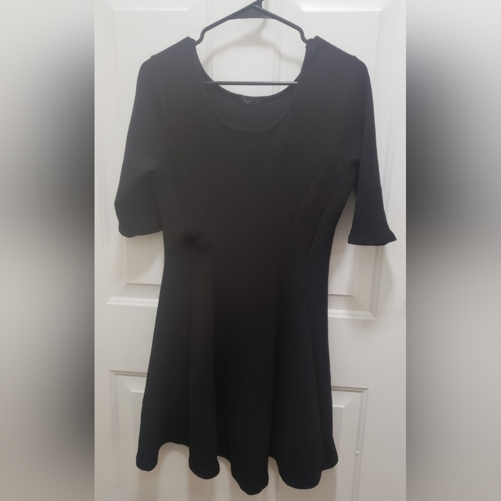 Love J- Black Dress, size L